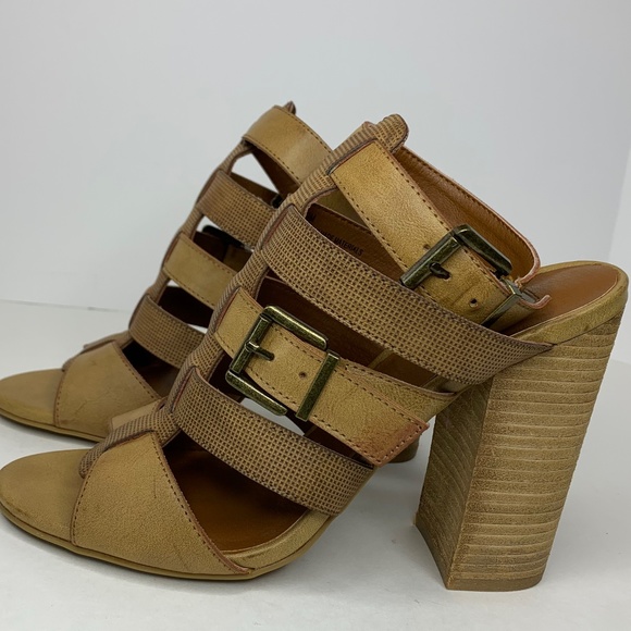 Dolce by Mojo Moxy Tan Chunky Sandals Stacked Heel Ankle Strap Women's S… - Picture 3 of 15